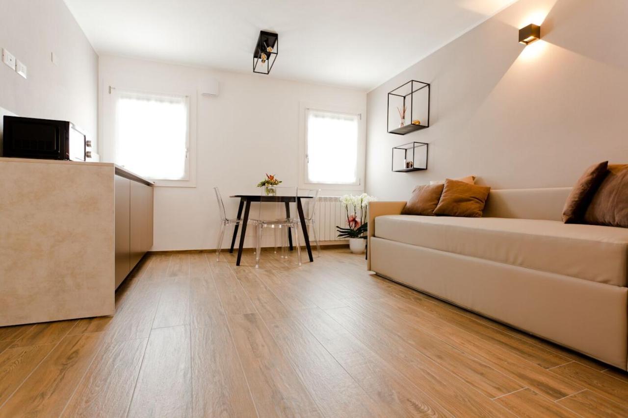 Colibri House Apartsuite Chioggia 索托马里纳 外观 照片